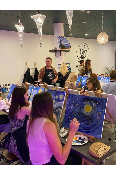 Art & Wine Co Adults Paint & Wine Class